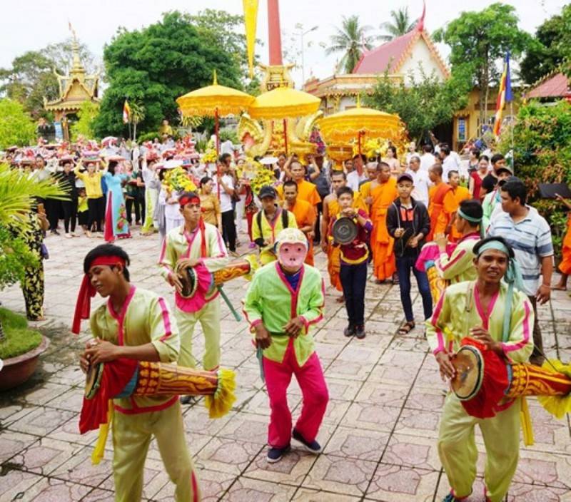 Lễ dâng y Kathina tại chùa Monivongsa, nét đẹp truyền thống Phật giáo Nam tông Khmer