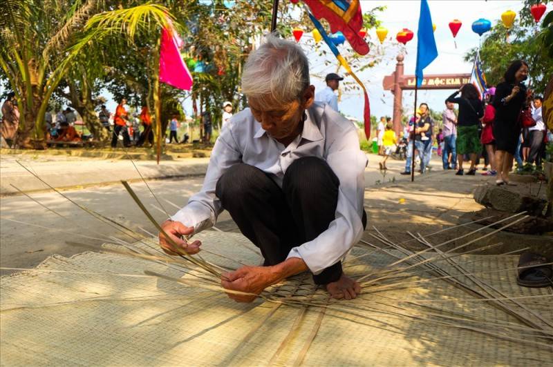 Lễ giỗ tổ làng mộc Kim Bồng Hội An - Vinh danh sự tinh hoa của tổ nghề mộc Kim Bồng