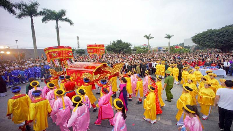 Lễ hội đền Cửa Ông - Lễ hội tưng bừng bậc nhất tỉnh Quảng Ninh