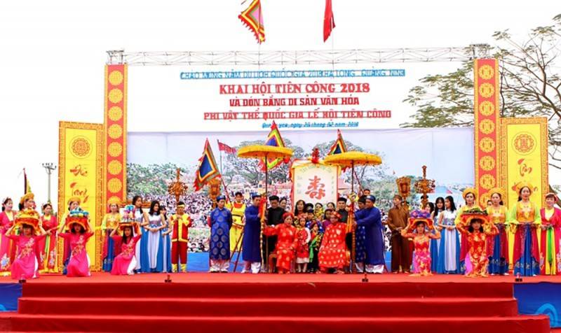 Lễ hội Tiên Công - Lễ hội rước người độc đáo ở Hà Nam, Quảng Ninh