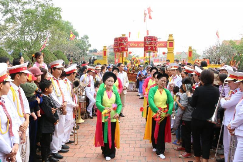 Lễ hội Tiên Công - Lễ hội rước người độc đáo ở Hà Nam, Quảng Ninh