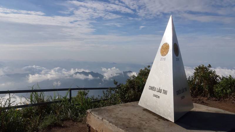 Lịch trình 3N2Đ khám phá Chiêu Lầu Thi - Chinh phục núi 9 tầng mây tại Hà Giang