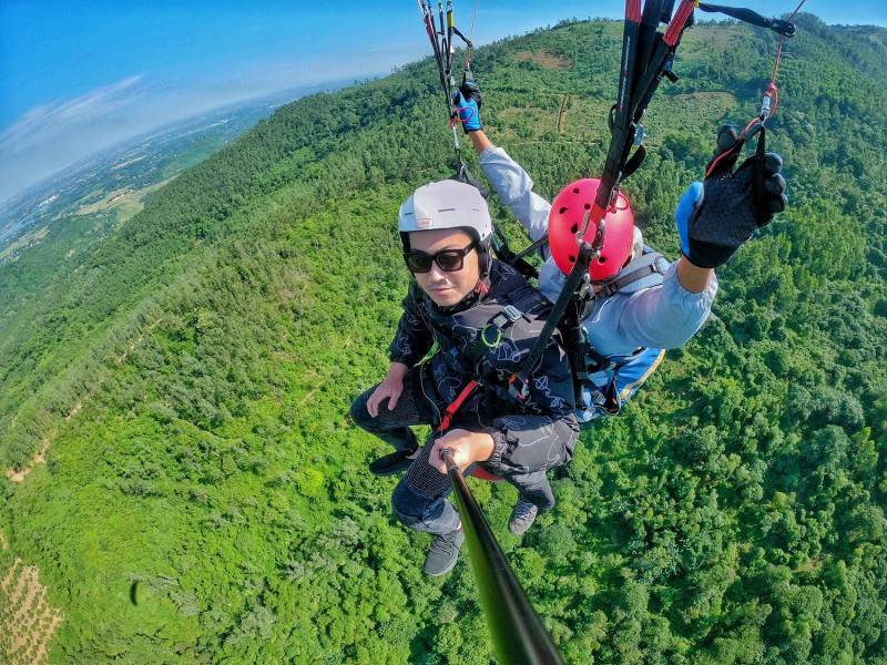 Mebayluon Paragliding sẽ mang lại cho bạn những khoảng khắc tuyệt vời