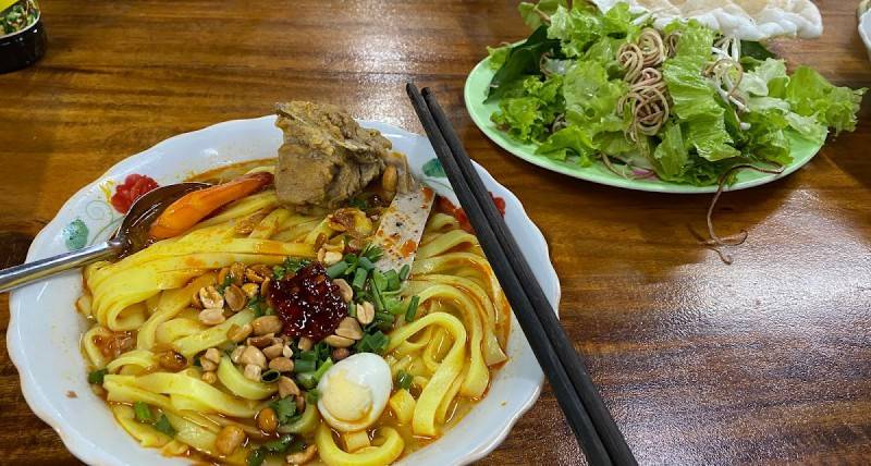 Mì quảng Hương Quê, quán ăn Bình Phước thơm ngon mời bạn ăn nha