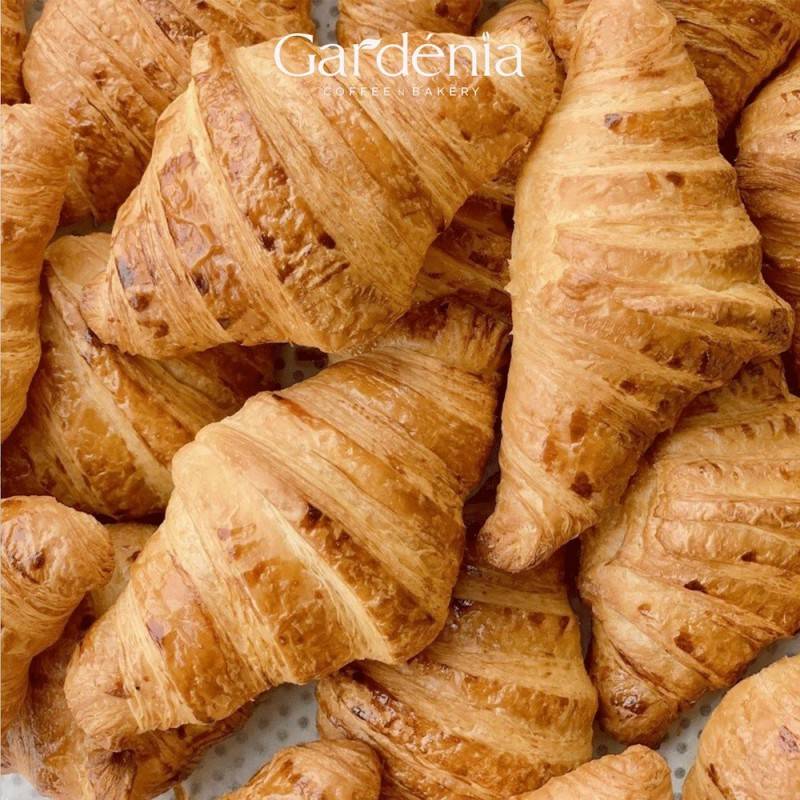 Mơ màng nước ngon, bánh ngọt tại Gardénia Coffee Bakery