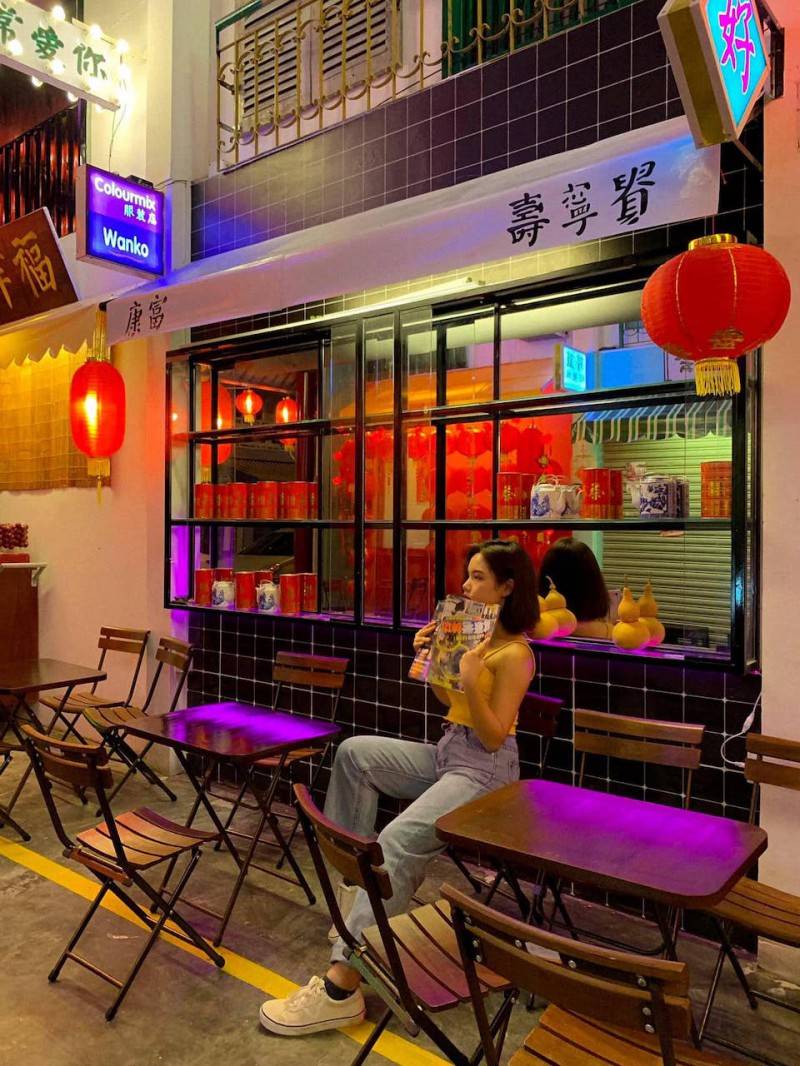Ngập tràn sắc màu lung linh và góc check-in ảo diệu tại Hẻm phố HongKong