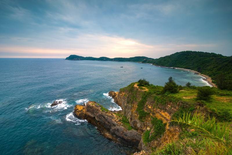 Ngây ngất với vẻ đẹp thơ mộng của đảo Cô Tô ở Hạ Long