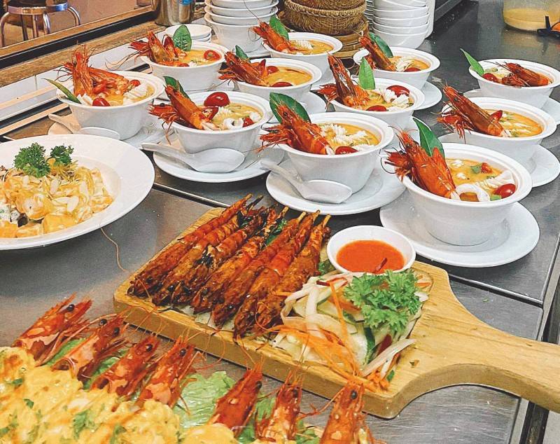 Nhà hàng May Corner Hạ Long - Thiên đường ẩm thực vạn người mê