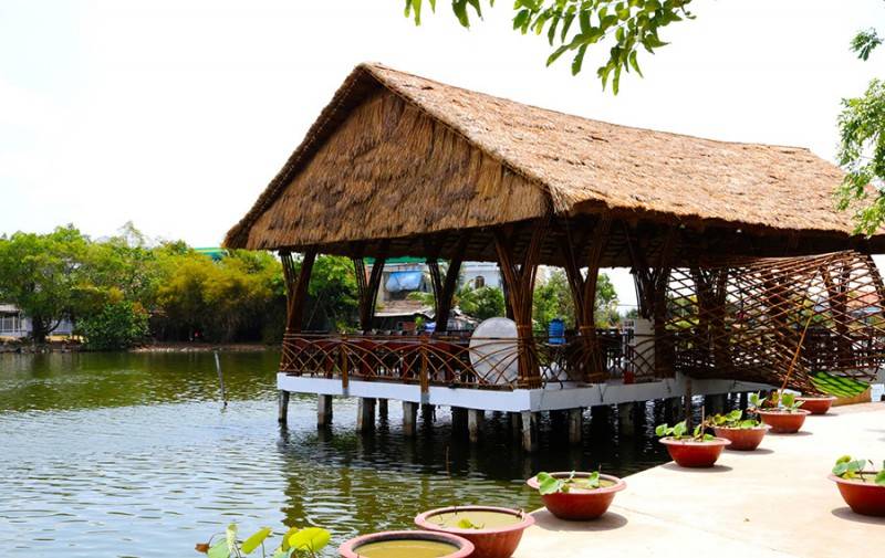 Nhà hàng Vân Thủy, ốc đảo ẩm thực giữa lòng hồ Điều Hòa