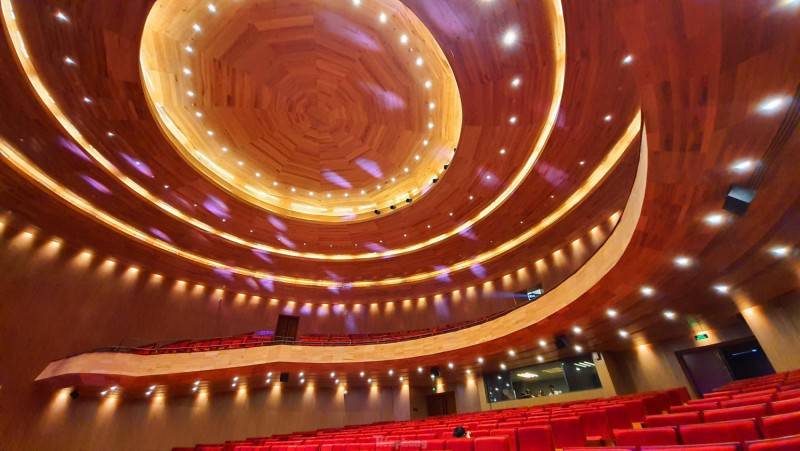 Nhà hát Sông Hương - Thưởng thức nghệ thuật giữa không gian kiến trúc Huế trăm tỷ