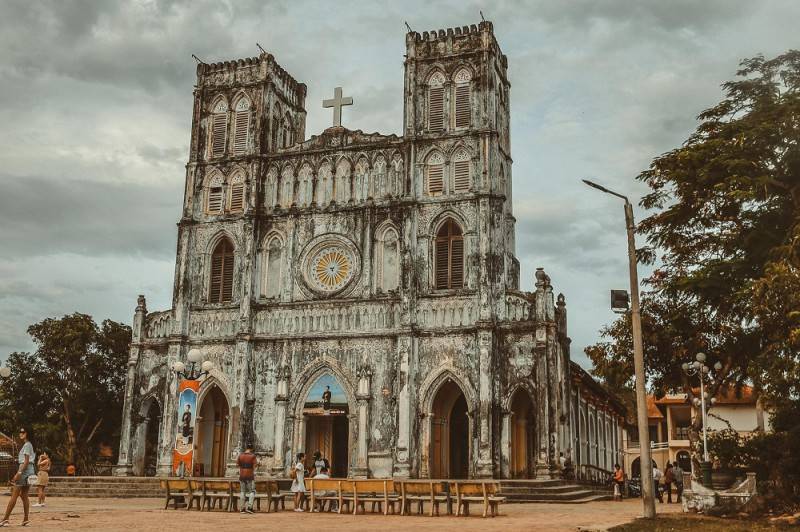 Nhà thờ Mằng Lăng Phú Yên - Dấu tích kiến trúc Gothic cổ xưa