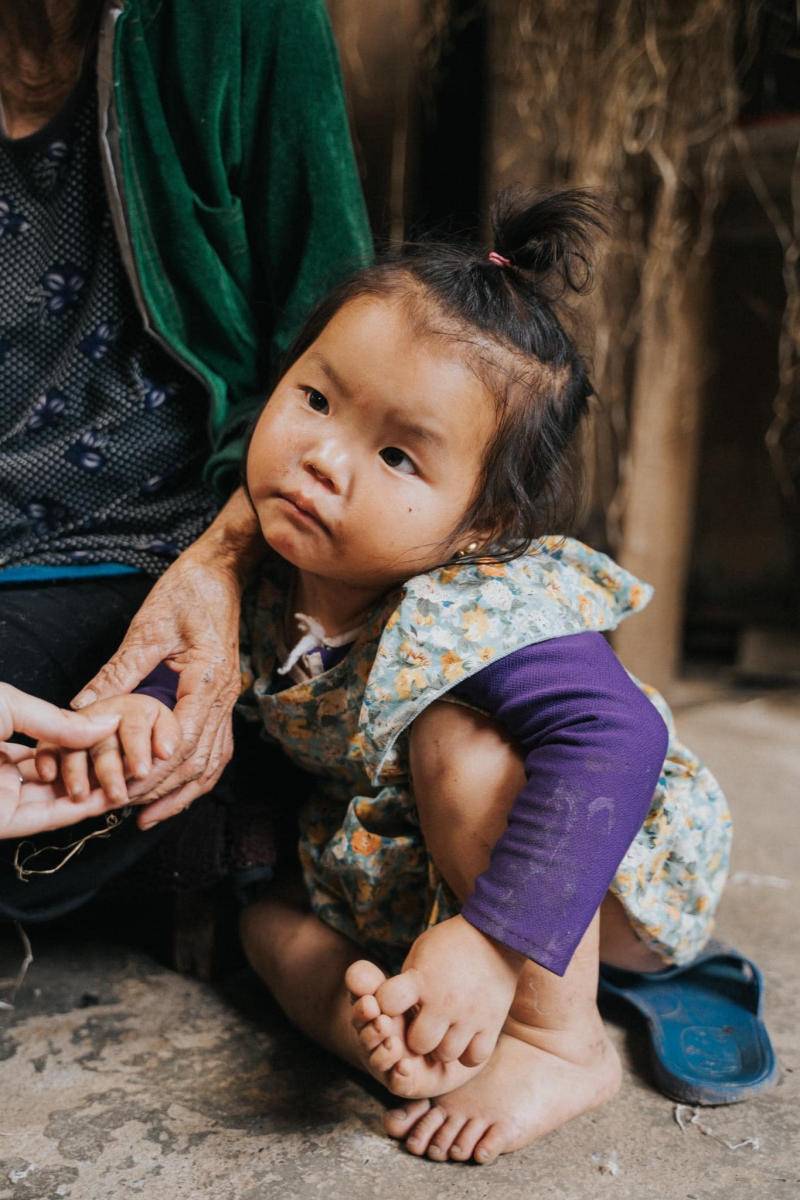 Những em bé Hà Giang đáng yêu trên vùng cao nguyên đá