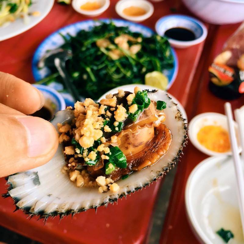 No nê không ngừng với những món ăn ngon được chế biến từ hải sản Đầm Ô Loan Phú Yên