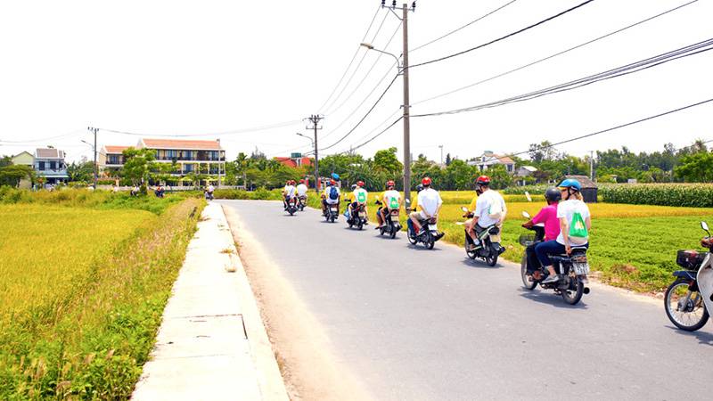 Nửa ngày là đủ để khám phá làng quê Hội An bằng xe máy