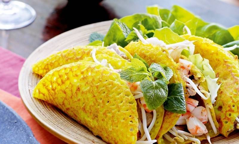 Phá đảo thiên đường Ăn vặt bến Ninh Kiều nức tiếng ở Cần Thơ