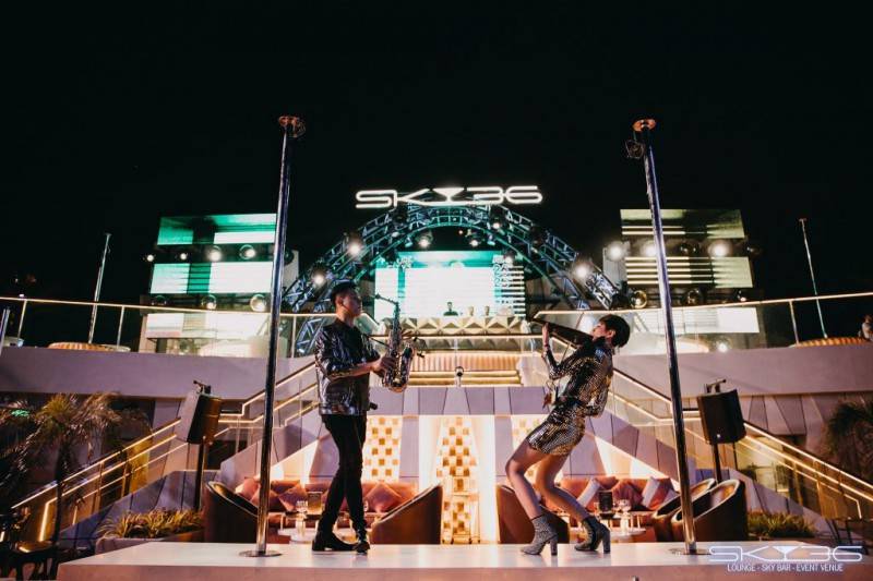 Quẩy hết mình tại Sky Bar 36 – Tọa độ giải trí cao nhất Việt Nam