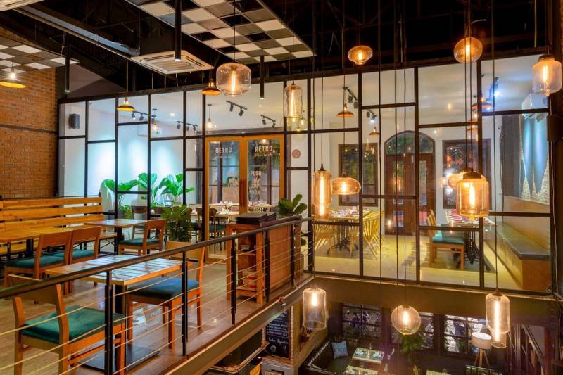 Retro Kitchen and Bar Da Nang - Kiến trúc Châu  Âu giữa lòng Đà Nẵng