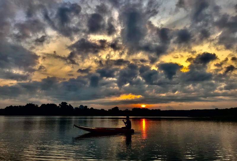 Review Hồ Suối Giai, nàng tiên ngủ quên giữa núi rừng Bình Phước
