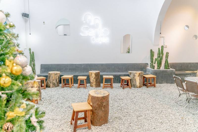Santo Cafe Huế – Santorini thu nhỏ giữa lòng thành phố