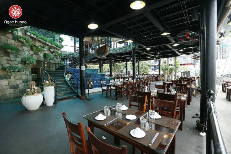 Tại sao không nên bỏ lỡ nhà hàng hải sản Ngọc Hương?