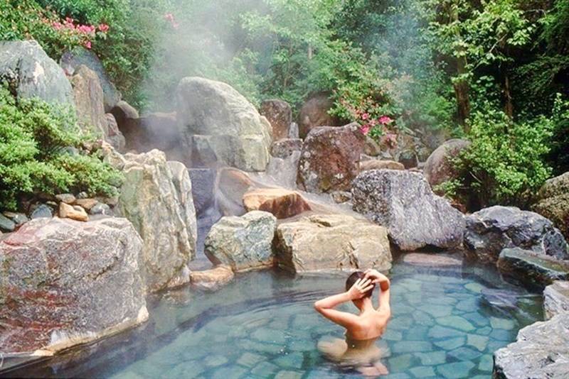 Tắm Onsen tại Suối khoáng nóng Núi Thần Tài – Một trải nghiệm đáng nhớ khi đến Đà Nẵng