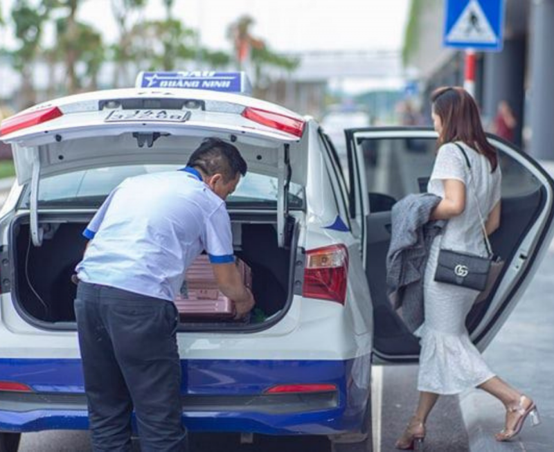 Taxi Hạ Long - Top 6 hãng xe uy tín, chất lượng bạn không nên bỏ lỡ