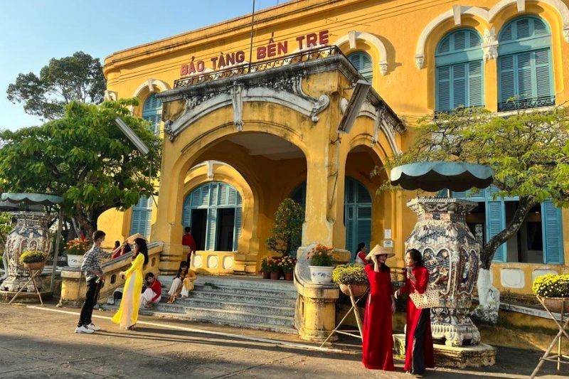 Thăm Bảo tàng Bến Tre khám phá lịch sử văn hóa xứ dừa