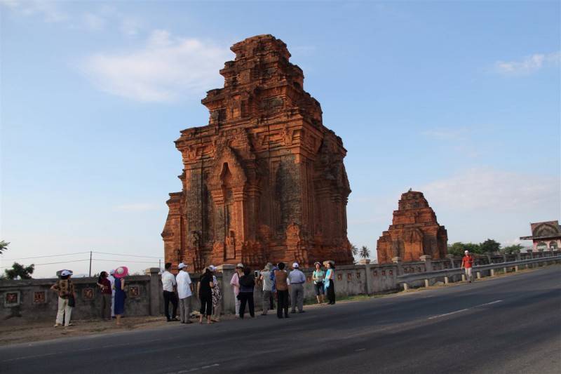 Tháp Hòa Lai, vùng đất nổi tiếng với những bí ẩn chưa được giải mã