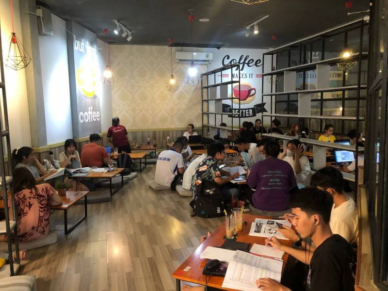 Thong thả chạy deadline trong không gian yên tĩnh tại Aurora Coffee Cần Thơ