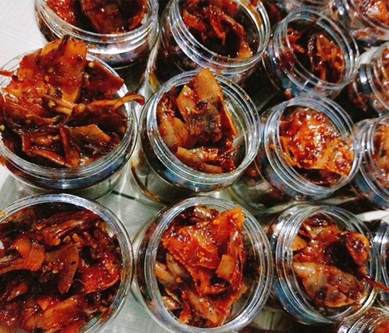 Thưởng thức hương vị mực rim sa tế Đà Nẵng – Đặc sản vạn người mê