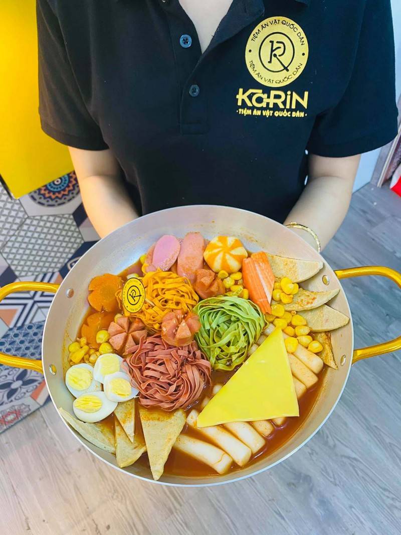 Tiệm ăn vặt Karin, thiên đường của các tín đam mê đồ ẩm thực