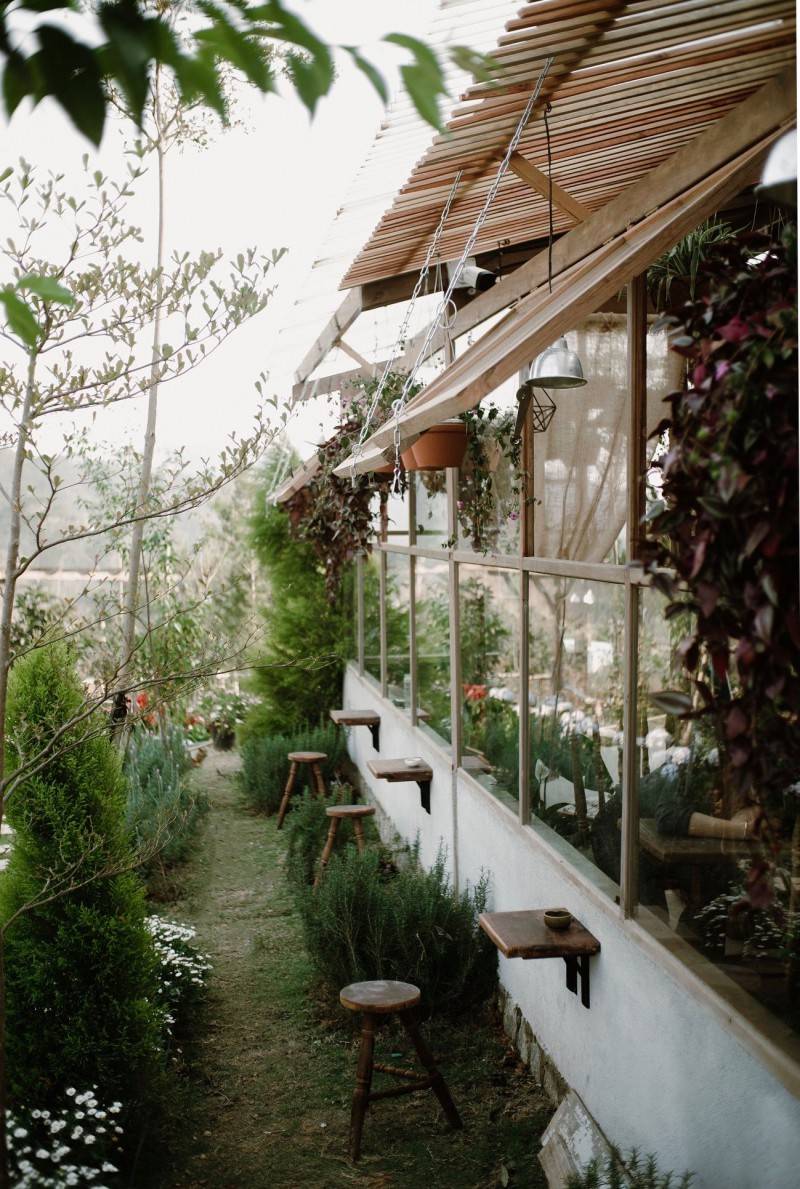 Tiệm cà phê Khu vườn mùa hè - Úm ba la ra quán cà phê mộng mơ đi một lần post hình một tuần ở Đà Lạt