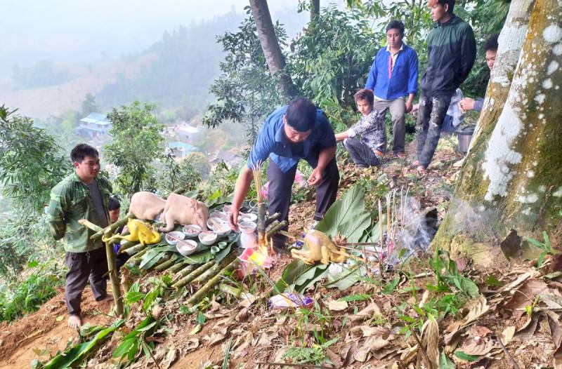 Tìm hiểu nét văn hóa độc đáo của người Cờ Lao ở Hà Giang