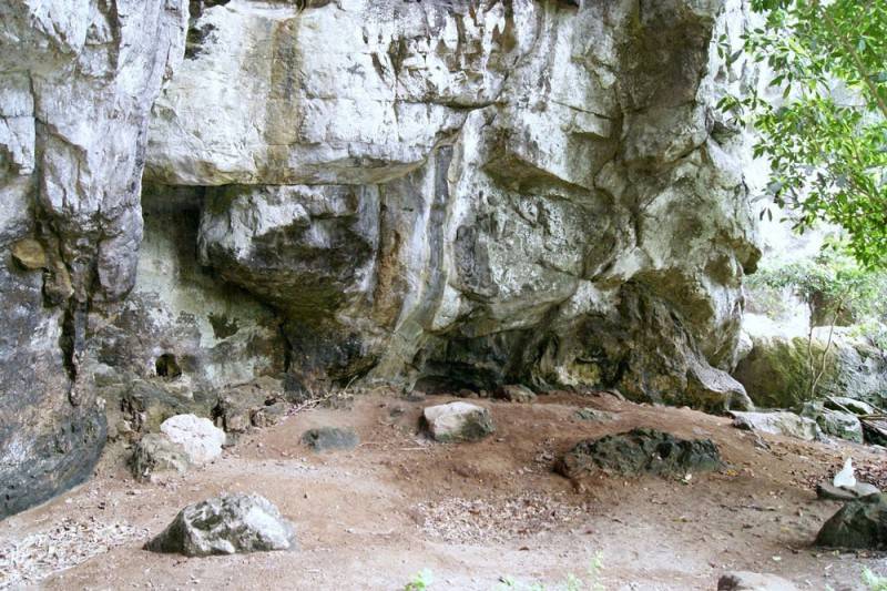 Tộc người Rục Quảng Bình và cuộc sống trong hang đá độc đáo
