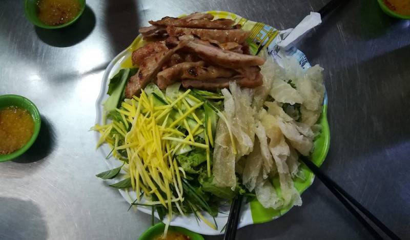 Top quán ăn vặt ở Phú Yên mà bạn nhất định phải thử qua một lần