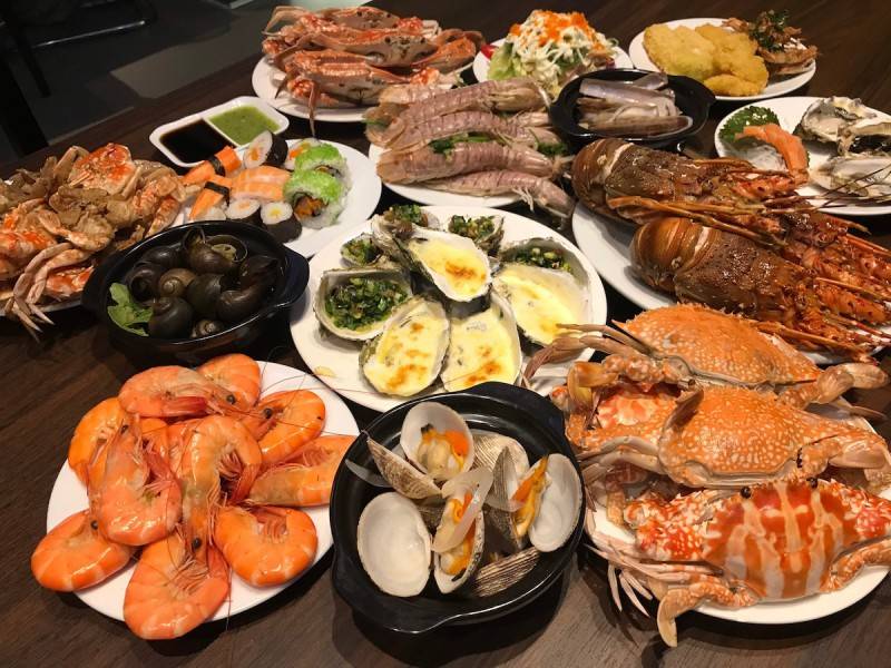 Trải nghiệm ẩm thực Việt - Nhật phong phú tại Adobi Buffet