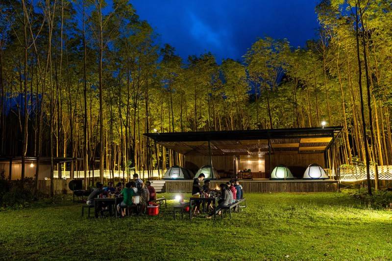 Trải nghiệm cắm trại Quảng Bình ở Blue Diamond Camp siêu hấp dẫn