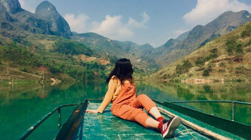 Trải nghiệm đi thuyền trên sông Nho Quế lãng mạn và êm đềm