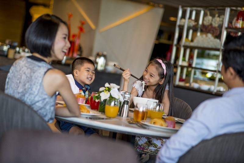 Trải nghiệm không gian ẩm thực thượng hạng tại Cookbook Cafe Intercontinental Nha Trang