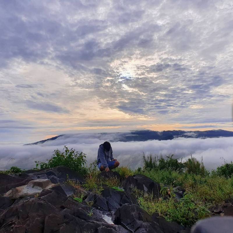 Trải nghiệm săn mây trên Mỏ đá Đại Lào Bảo Lộc cực chill