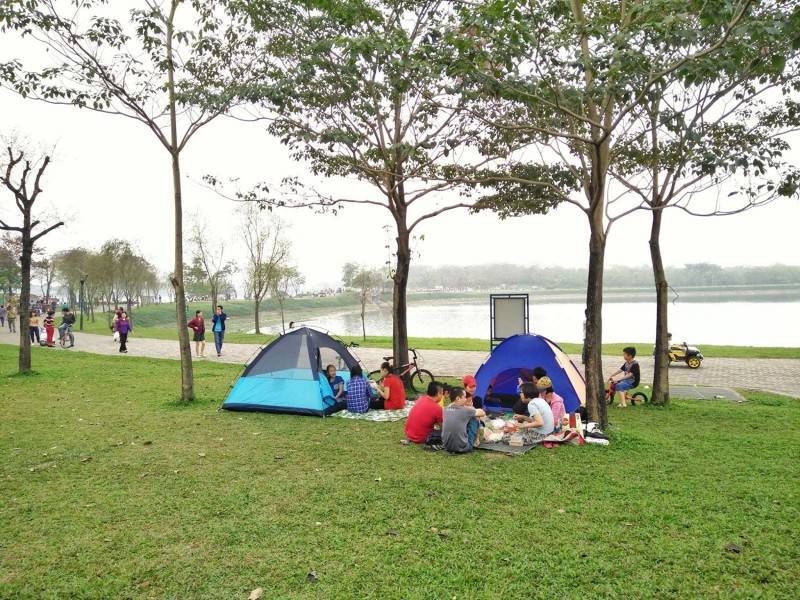 Trải nghiệm thú vị cắm trại tại công viên Yên Sở