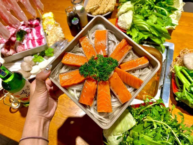 Úm ba la mở ra danh sách các quán buffet ngon tại Đà Lạt mà du khách nên nằm lòng