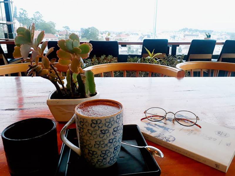 Up Coffee Đà Lạt – Phong cách vintage hút hồn giới trẻ Đà Lạt